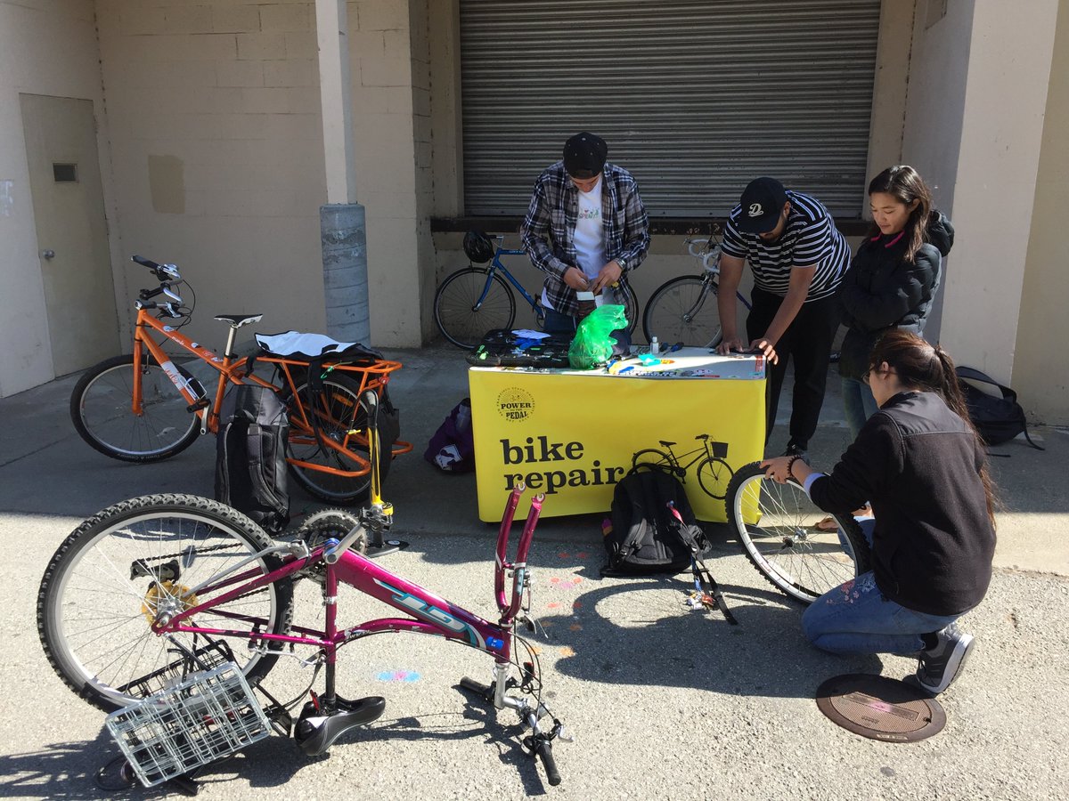 #SFSU's free bike repair team, #PowertothePedal is back at the campus Farmer's Market today. Stop by and learn about biking to campus from 11:30-2. #GoState