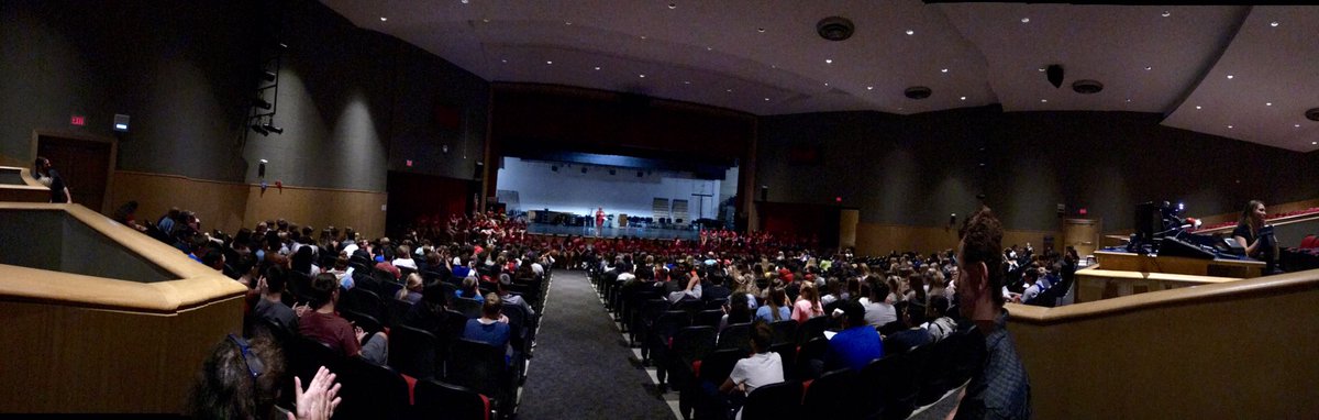 DanKeyser3118's tweet photo. Welcoming Class of 2023 to @WSGuidance ! Ready for a great year! #SDW #SdwPositiveImpact https://t.co/g6iruMGRNb
