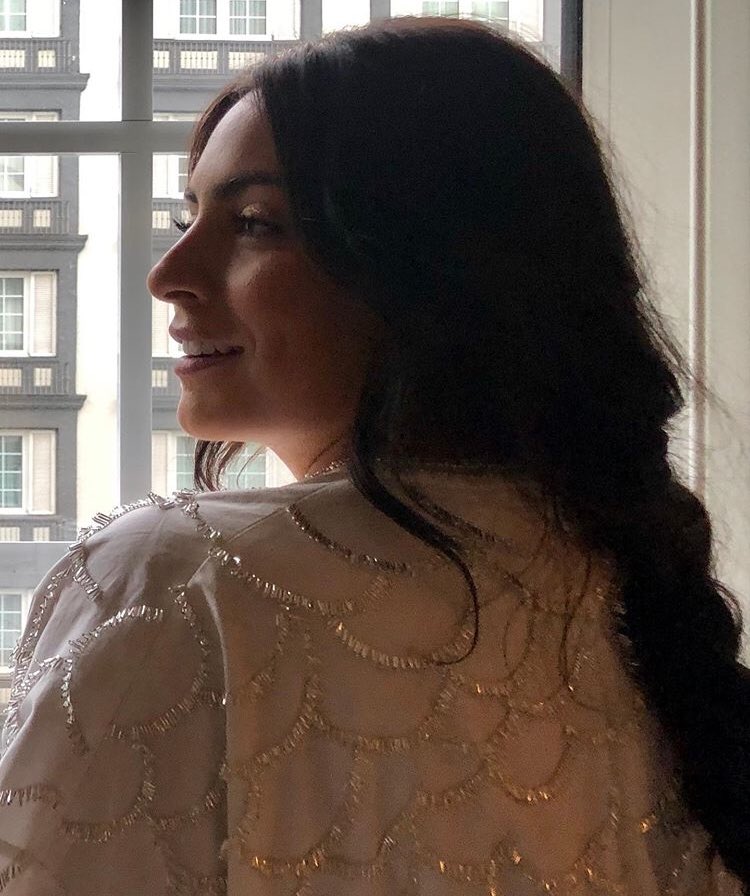 damdamu_etsy's tweet photo. RT @MundoBrecoBr: || ๐ธ Via IG @erickmorenohair ||
ANA
@anabreco
Pelo @erickmorenohair #PeloYo
Mkp @ger_parra #makeupbygerparra
@LouisVuitton #LvMexico @HecPardo #anabrenda #messybraid #messyhair #hair https://t.co/BzMqnEqKGT