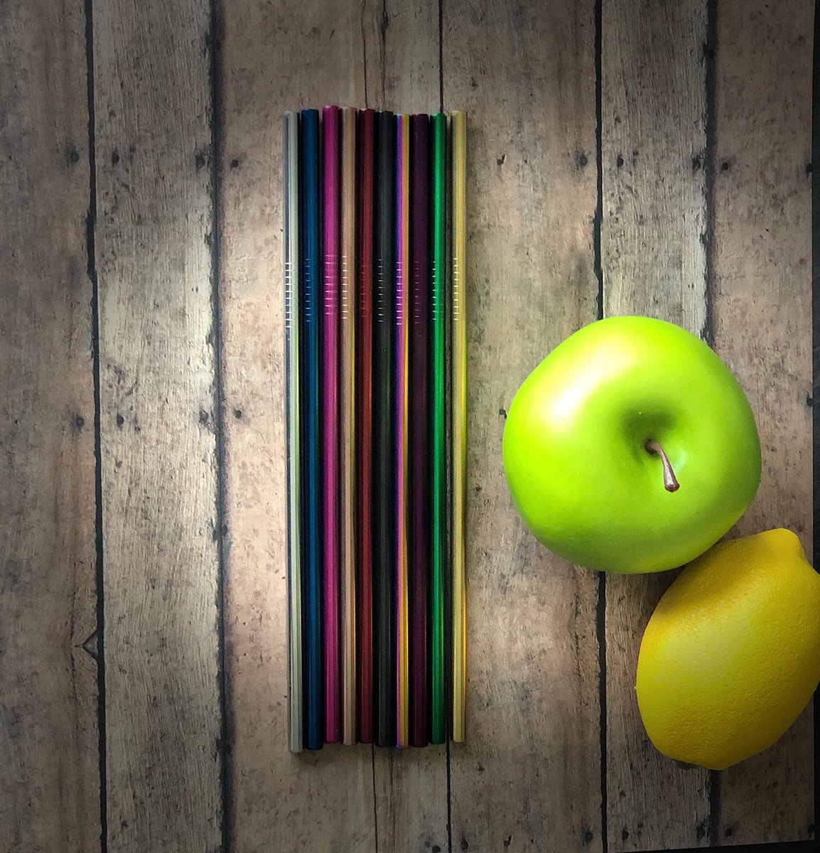 PremiumStraws's tweet photo. Coolest looking metal straws out there! 😎 Get yours today!

#get #yours #today #premiummetalstraws #fruit #colorful #wood #healthy #healthyfood #ecofriendly #bpafree #stainlesssteel https://t.co/bu78uFQeNf