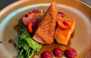 Elegant 2AA Rosette Oak Room restaurant <a href="/MoorHallHotel/">Moor Hall Hotel</a> offers the perfect combination of modern British food &amp; friendly attentive service - <a href="/thegastrocard/">The Gastro Card</a> members can enjoy a starter and main course for just £20 until 30 September 2019 gastrocard.co.uk/exclusive-spec… #ThursdayMotivation