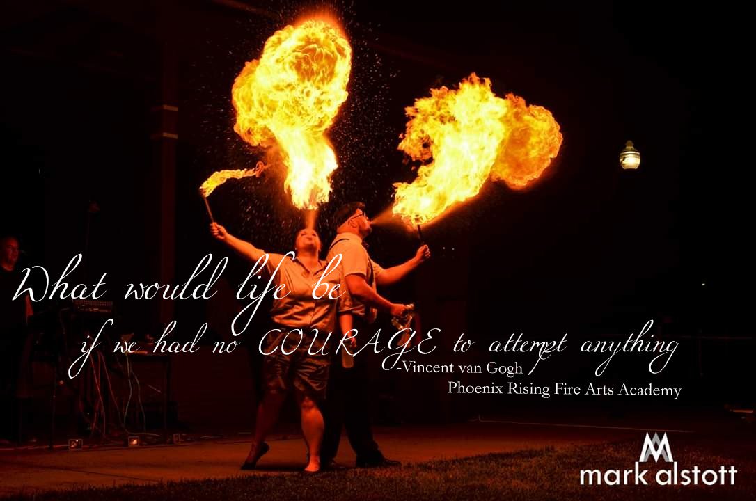 PhoenixRisingF6's tweet photo. #phoenixrising #PhoenixRisingFireArts #FireforHire #firebreathing #practicemakesprogress #vincentvangogh #photography https://t.co/RFTPJUy9Zd