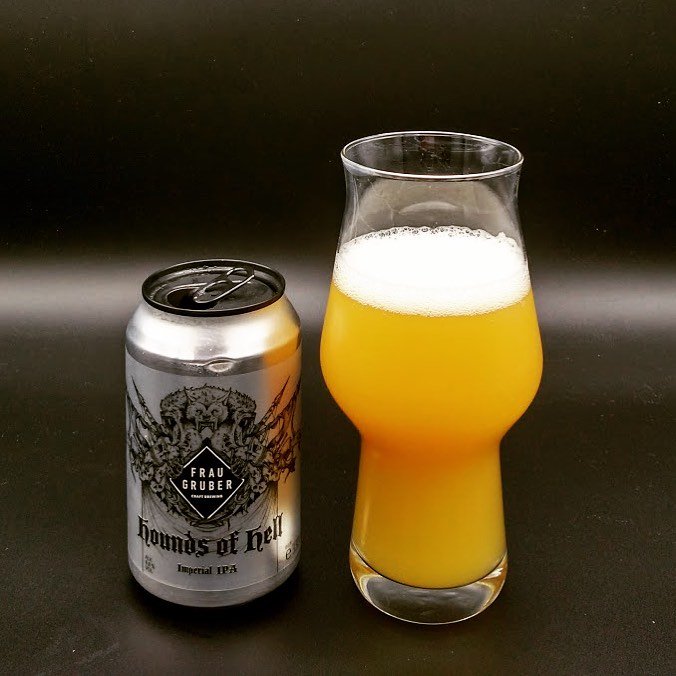 BeerShelfStore's tweet photo. 🍻LUPULAZO para el Jueves!🍻
New England IPA de @fraugruber_brewing
Elaborada con lúpulos americanos como el Columbus y Amarillo y australianos como el Galaxy•
💸Lo mejor de todo, esta al 25% de descuento en nuestra web! https://t.co/3IghQ9je0g https://t.co/X174Dmk03d
