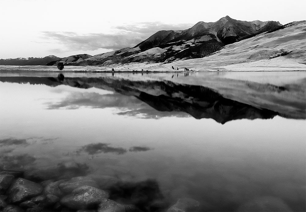 JayWesler's tweet photo. Dailey Lake Reflections - #montana https://t.co/wNb8K4BEaK