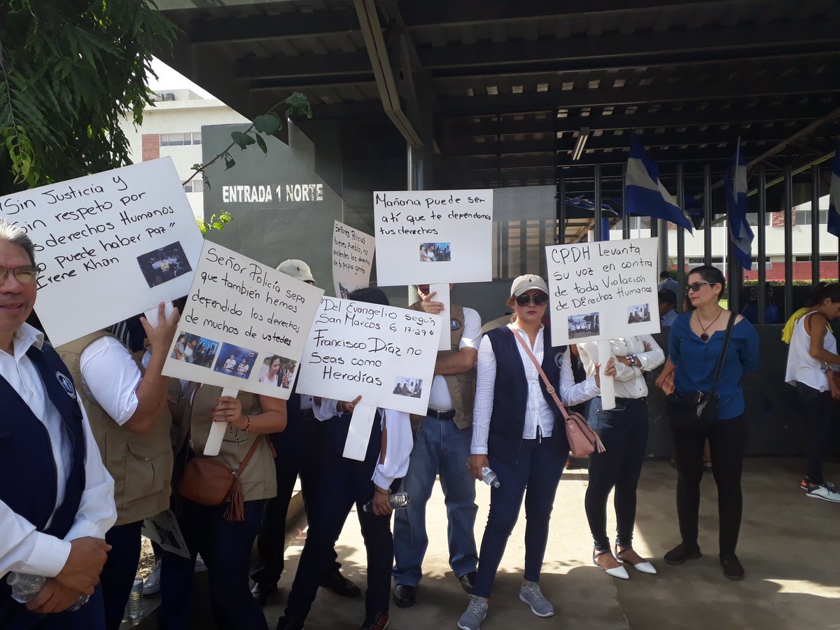 MarthaVasquezLP's tweet photo. Juicio contra abogada María Oviedo, defensora de derechos humanos se realiza en sala privada, sin acceso a medios de comunicación.@laprensa https://t.co/rTmhz4Bnnv