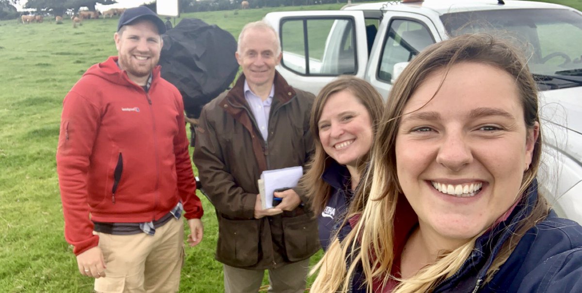 Sarah_McArthur's tweet photo. When Kimberley the #cow decides to join the @bbcmtd interview on @LoveLambWeek with @GTFarmGirl and I #sustainablefarming #lovelamb #bbcfarmingfocus https://t.co/m89tpfNArC