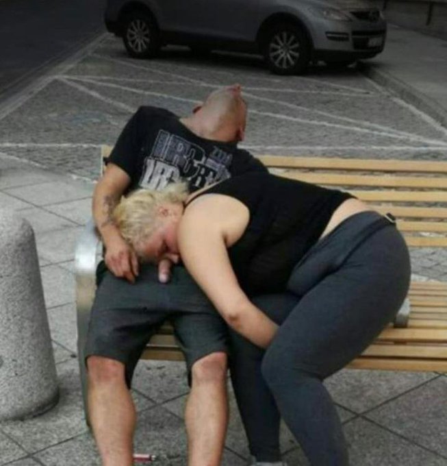 EDJtWq1XsAAoS94?format=jpg&name=small