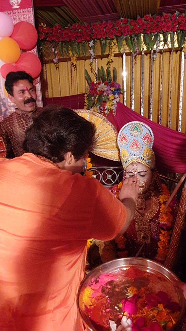 View image on Twitter