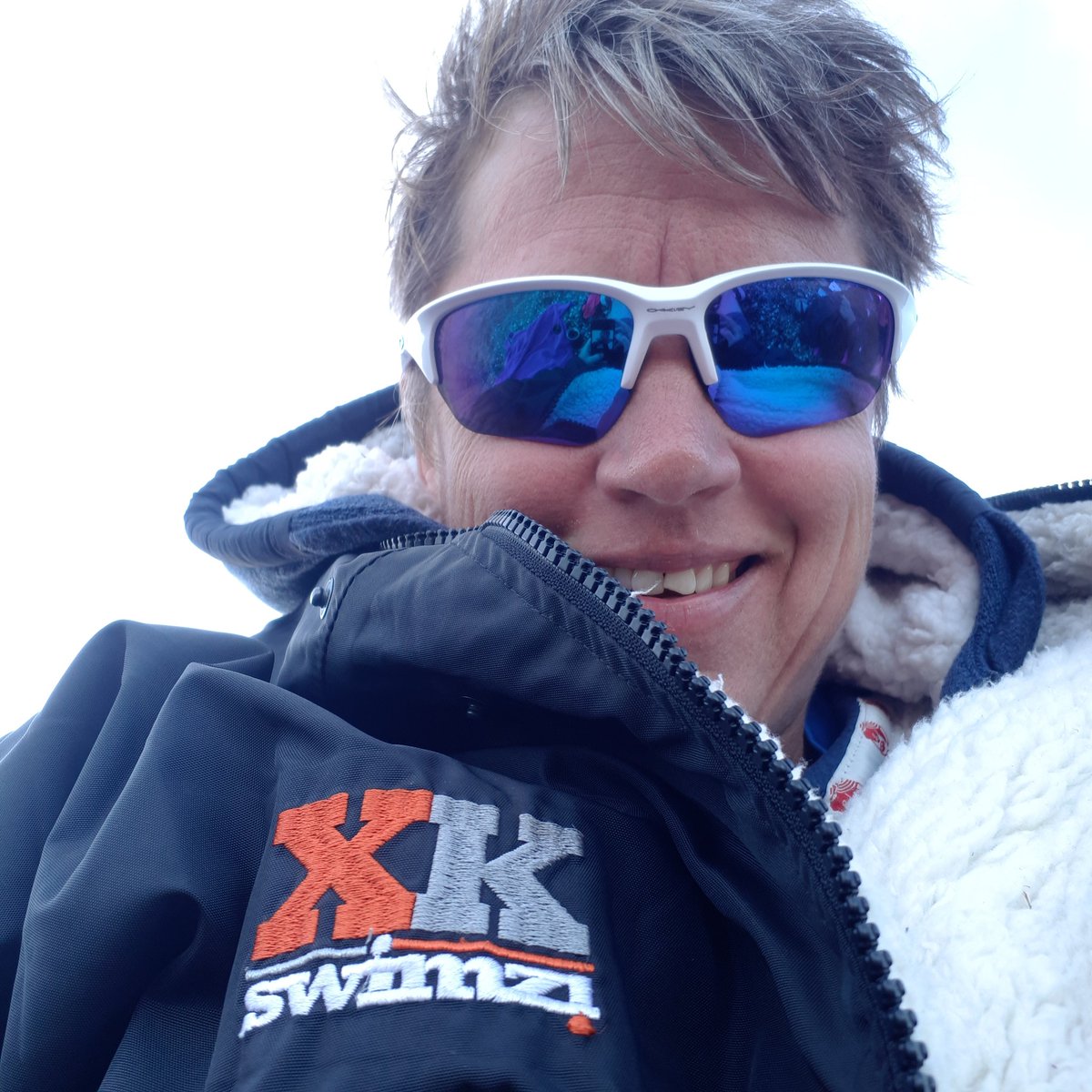 Swimfinitysoni1's tweet image. #swimzi  keeping me warm after my 2 channel practice swims today.