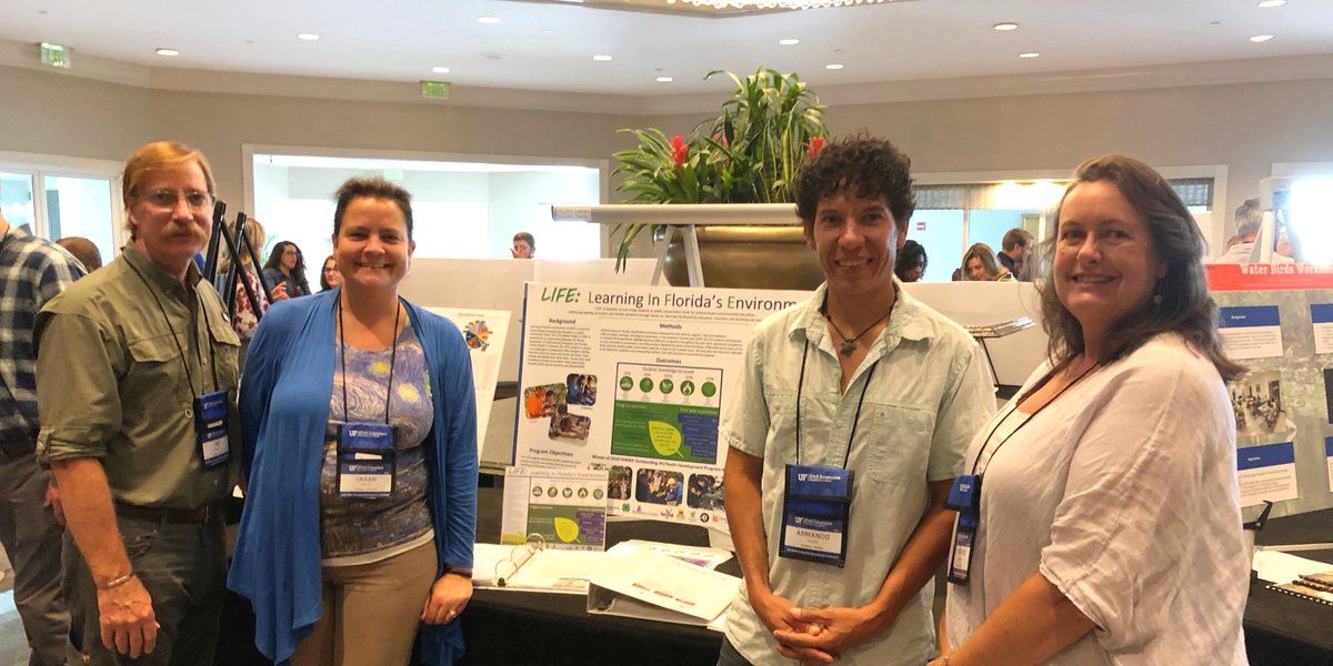 UFSarasotaExt's tweet photo. More from #EPAF2019 (Extension Professional Assns. of Florida): Our Pat Williams, Sarah Davis, Armando Ubeda and Katherine Clements (l-r) showcase their "Learning in Florida's Environments" middle-school science ed materials.
@SRQCountyGov, @UF_IFAS
#ufsarasotaext, #STEM https://t.co/8JcXI4GutX