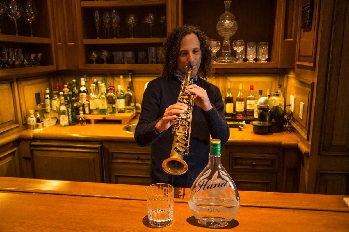 kennyg's tweet image. Jazz and tonic 🎷