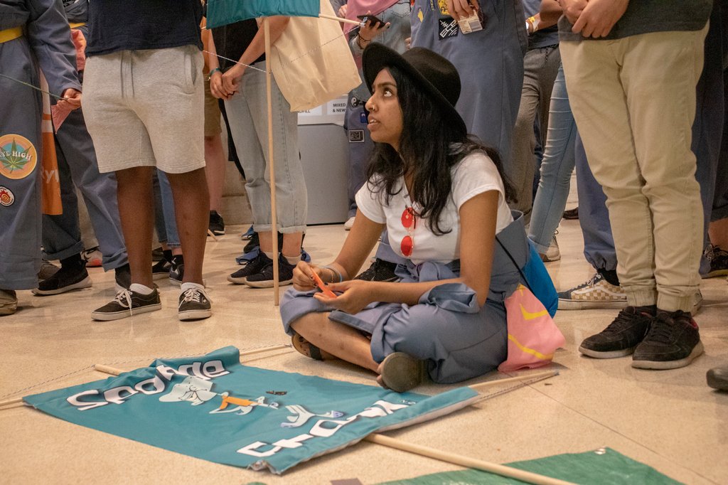 FEAStorontometu's tweet photo. Orientation Week 2019: Day 4. A friendly little design competition where each team builds a protective device with the goal of protecting eggs from being broken after a drop test.

#HelloFEAS #RyersonFEAS #RoadToRyerson ⁠ https://t.co/cTjRopnRmP