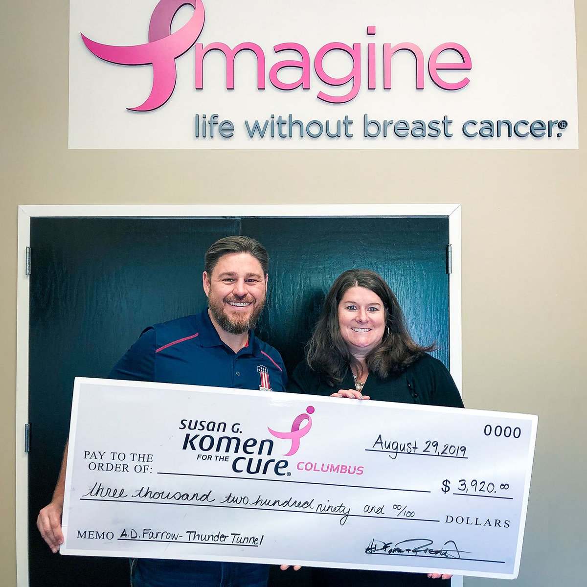 KomenColumbus's tweet photo. A BIG shout out to A.D. Farrow Co. Harley-Davidson and @ricart for their long and growing partnership with Komen Columbus! #ThunderTunnel has become a staple of the Columbus Race For The Cure. We are so lucky to be able to call you friends of Komen! https://t.co/gIEXfK0ZYD