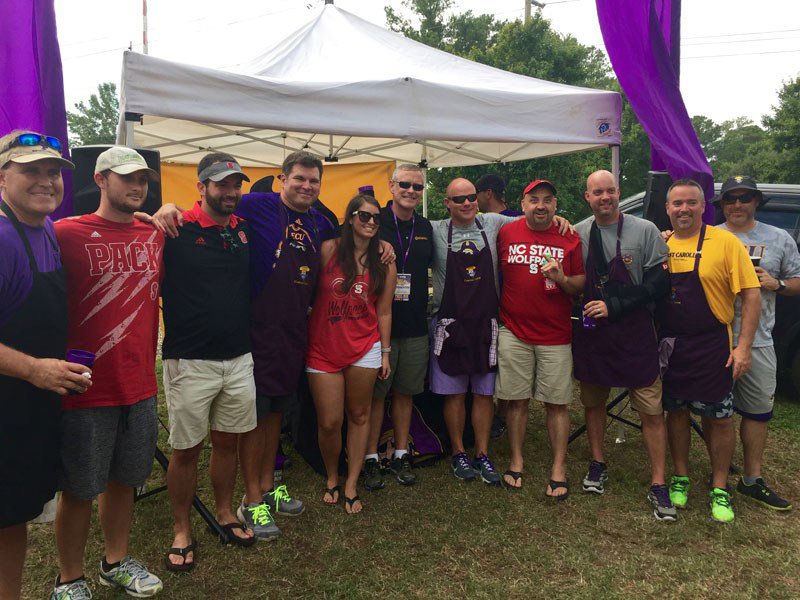 ecucornercrew's tweet photo. #TBT memories of meeting up with @DavidGlennShow and @BigTailgateTour Tailgate of the Year cohorts from the great #UpperDeckers group a few years back. Here's to more fun times this season and a good game this Saturday! https://t.co/J9UGh86ZSR