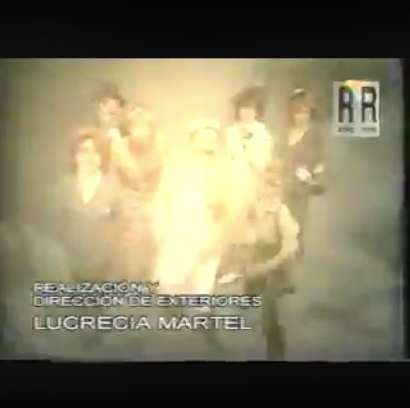 belloysublime's tweet photo. . @resistearchivo sube algo de #Magazineforfai y descubro que Lucrecia MARTEL hacia la dirección de exteriores. Si que la vida es bella https://t.co/O3Yw7pBGQ0