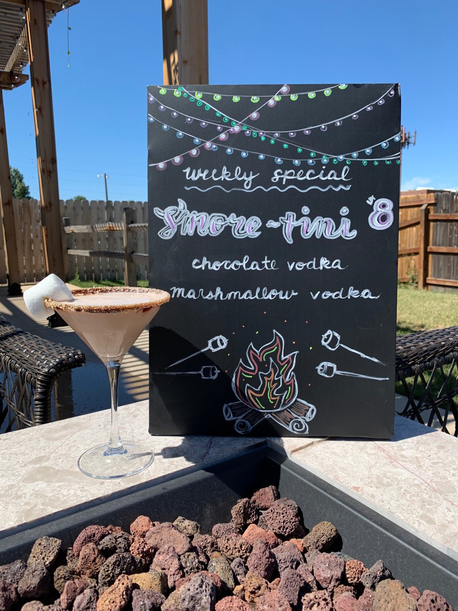 ko_distillery's tweet photo. Marshmallow Infused Vodka is Here 🍸 Try a S'mores Martini complete with chocolate and graham cracker coated rim! Enjoy it around our fire pit tonight! 🔥

#smores #martini #cocktails #drinks #infusedvodka #marshmallow #chocolate #vodka https://t.co/q08Fr6e2r9