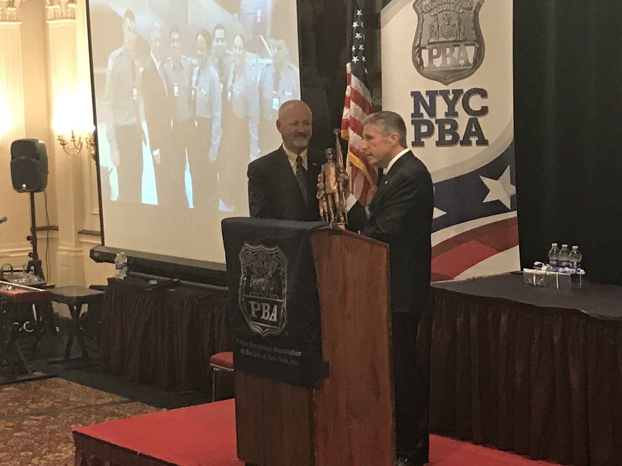 Nyc Pba On Twitter Nycpba Proudly Honors Tunnel2towers