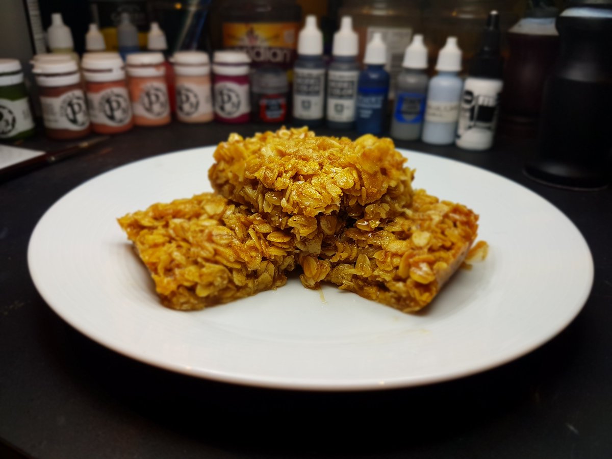 gloriousminis's tweet photo. I Did A Bit Of Baking To Power My Streams Over The Weekend! What are you all up to? ❤️🦡❤️

🔗 https://t.co/M1kY4eqiG7 🔗

#GBBO #GBBO2019 #flapjack #twitchstreamer #PrivateerPress #baking #oats #glutenfree #twitch #twitchtv https://t.co/ZtxNeUqAlh