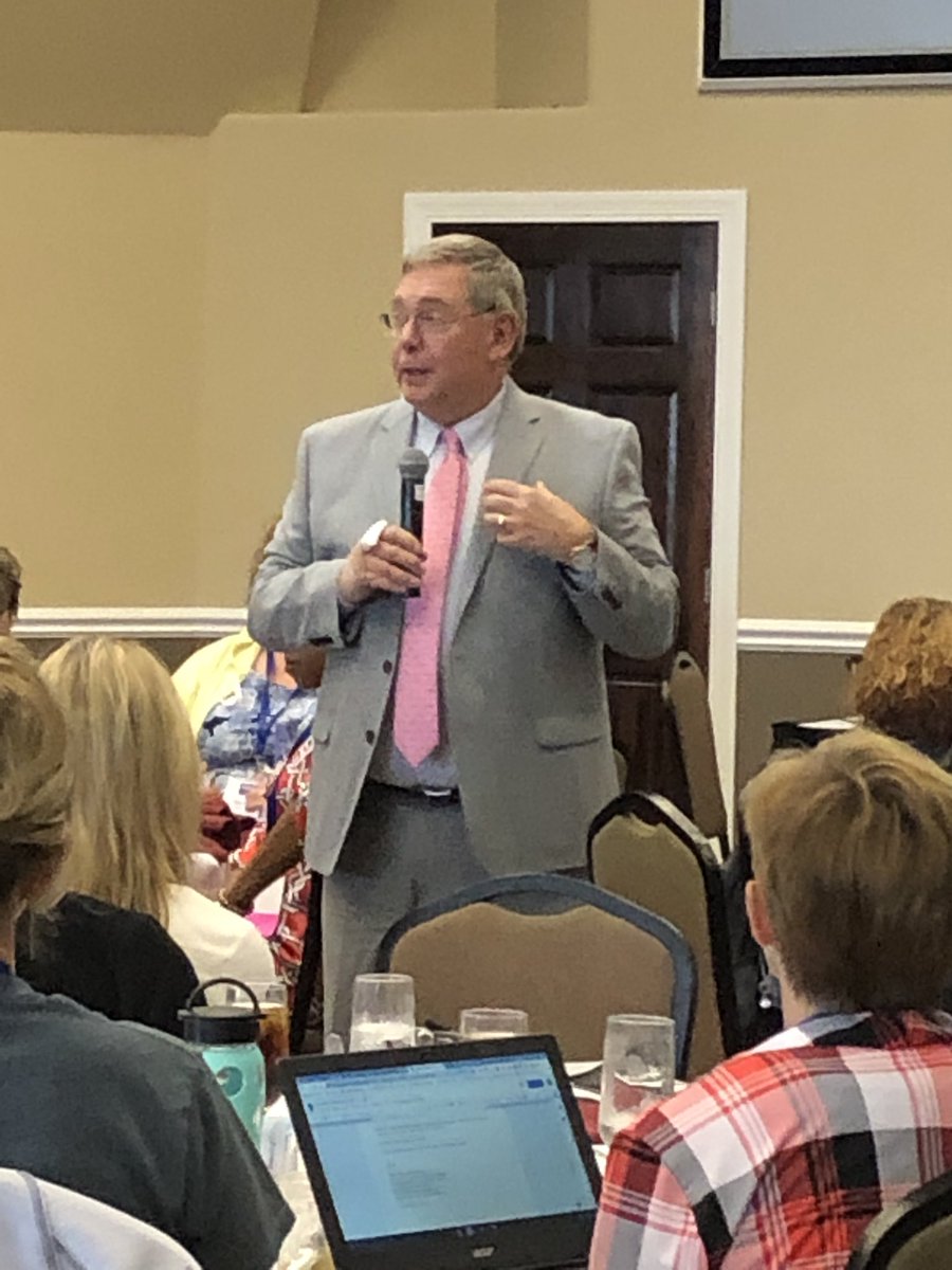 MOASPApros's tweet photo. Thanks to Assistant Commissioner, Paul Katnik from @MOEducation and Executive Director, Steve Yoakum from @PSRSPEERS for giving us important updates. #moaspa2019 https://t.co/UG5zIPwU3E