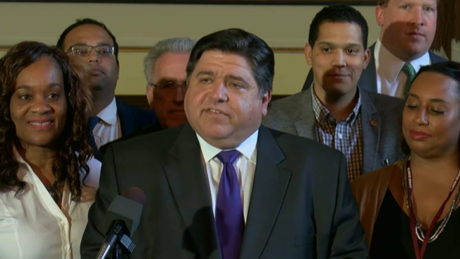 JUST IN: Gov. JB Pritzker has broken his leg, a spokesperson for his office told NBC 5 nbcchi.com/QNmLOb5