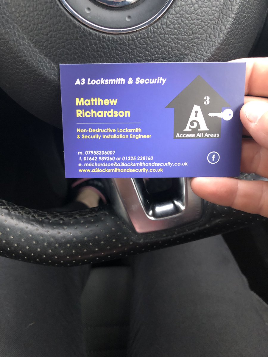 beckysmith360's tweet photo. Cannot thank this guy and @SedgefieldRace enough for sorting out retrieving my keys after I locked them in the boot 🤦🏻♀️ #topjob #hereos recommend to anyone!!! #toplocksmith #topracecourse https://t.co/9n8ipQOpBy