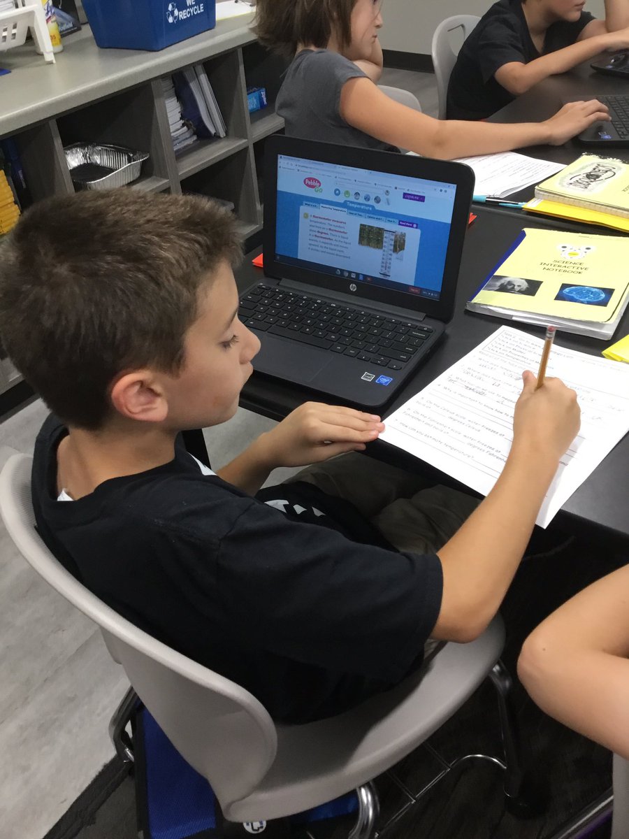 PAustinScience's tweet photo. Physical Properties webquest
#ClarkConnects https://t.co/ZSPycgNV4D