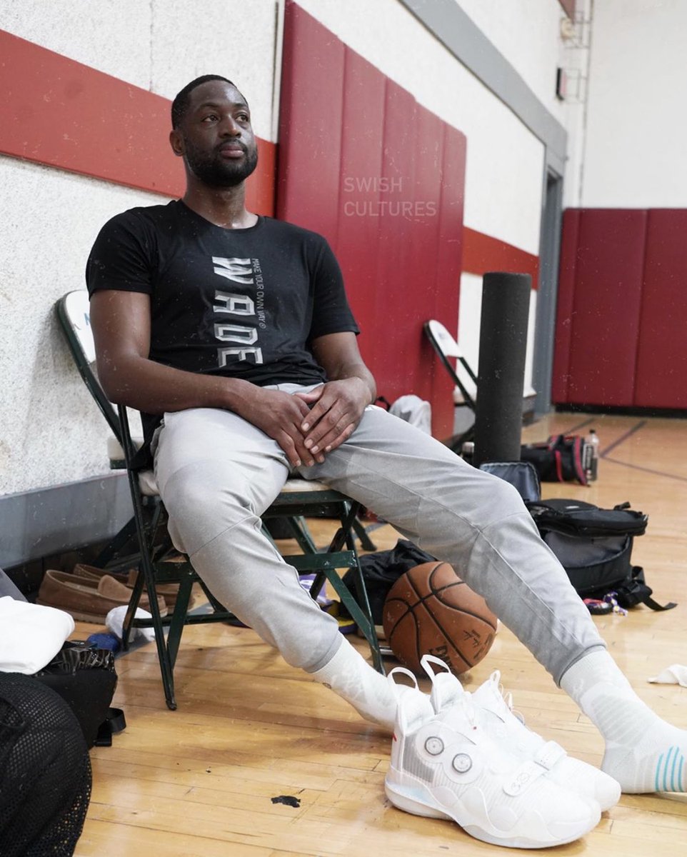  Li-Ning Way of Wade 8