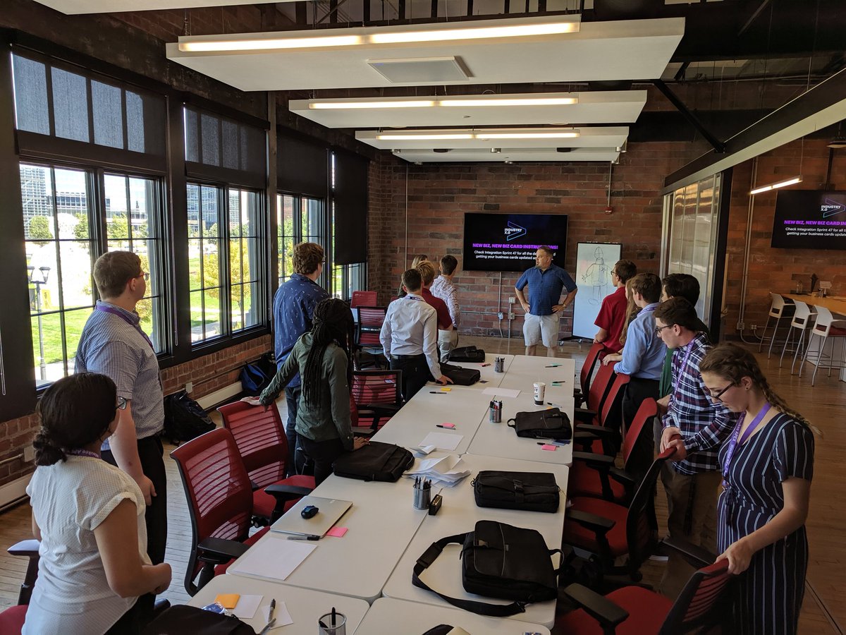 APEX_WebTech's tweet image. Downtown hanging out with our good friends at The Forge. Thanks for hosting and for all the learning around Design Thinking @PillarTech !
Step 1) Define the problem.