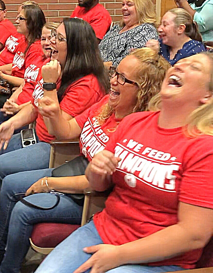 docspeaks's tweet photo. 🙌 Energized after my #introvert nap 😴  #DocSpeaks 🎤💫 So grateful to share my day &amp; #lovelightandinsight with the balcony rockstars 🤩 @SmyrnaSchools 🙏 Have the BEST school year ever!!!! 👍 https://t.co/HRXG2jsUOp