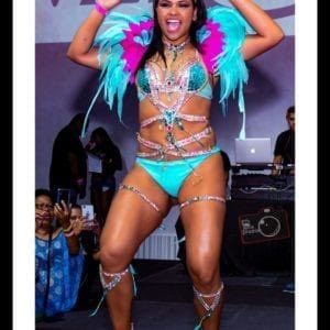 Taash_O's tweet photo. This Year for #MiamiCarnival2019 
@euphoriamas &amp; @kingleopromotions present to you Broadway!! 

::October 12th &amp; 13th 2019::
**Costume &amp; Jouvert Bundle Packages*

Check Out the Costumes @ https://t.co/Ykuqc1brWF

::Link in bio::

Sign up Now at: 
https://t.co/Ydpc4uCsGK https://t.co/kE4O0KpOnh