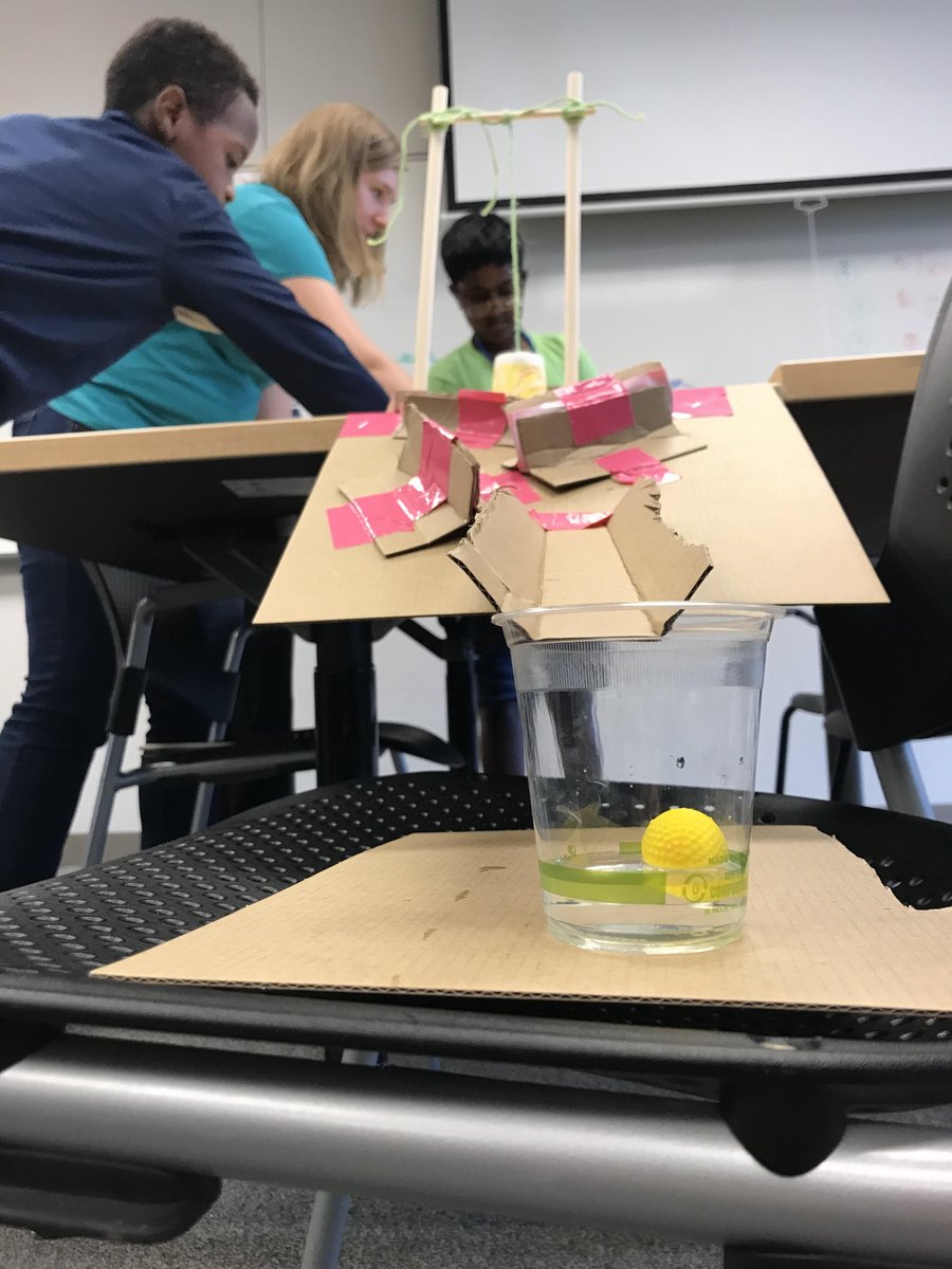 MichiganChem's tweet photo. We loved being a part of the #InnoWorks science summer camp this year! The camp focused on STEM topics like DNA, human hearing, and Python coding. InnoWorks directly seeks to help provide access to science to students from socioeconomically disadvantaged backgrounds. https://t.co/uX11UGlbHQ