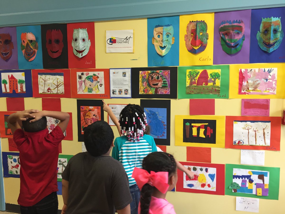 DoingArt2gether's tweet photo. Did you know? With a donation of $100 you could provide 2 museum trips for 180 DAT students! 
Any amount helps: all funds raised go directly to programs at the 30+ public schools/youth facilities that DAT partners with across the 5 boroughs 
https://t.co/bW84QF2PNm #donate https://t.co/B0mXe2K7HL