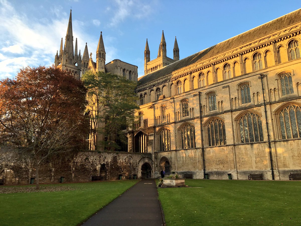 pborocathedral's tweet photo. How about some #JaneAusten in the beautiful Cathedral Cloisters tomorrow evening? #DOTProductions present Sense and Sensibility at 7pm. Tickets here https://t.co/nral7yhXNa #CambridgeHour https://t.co/NjQnpRhtqB