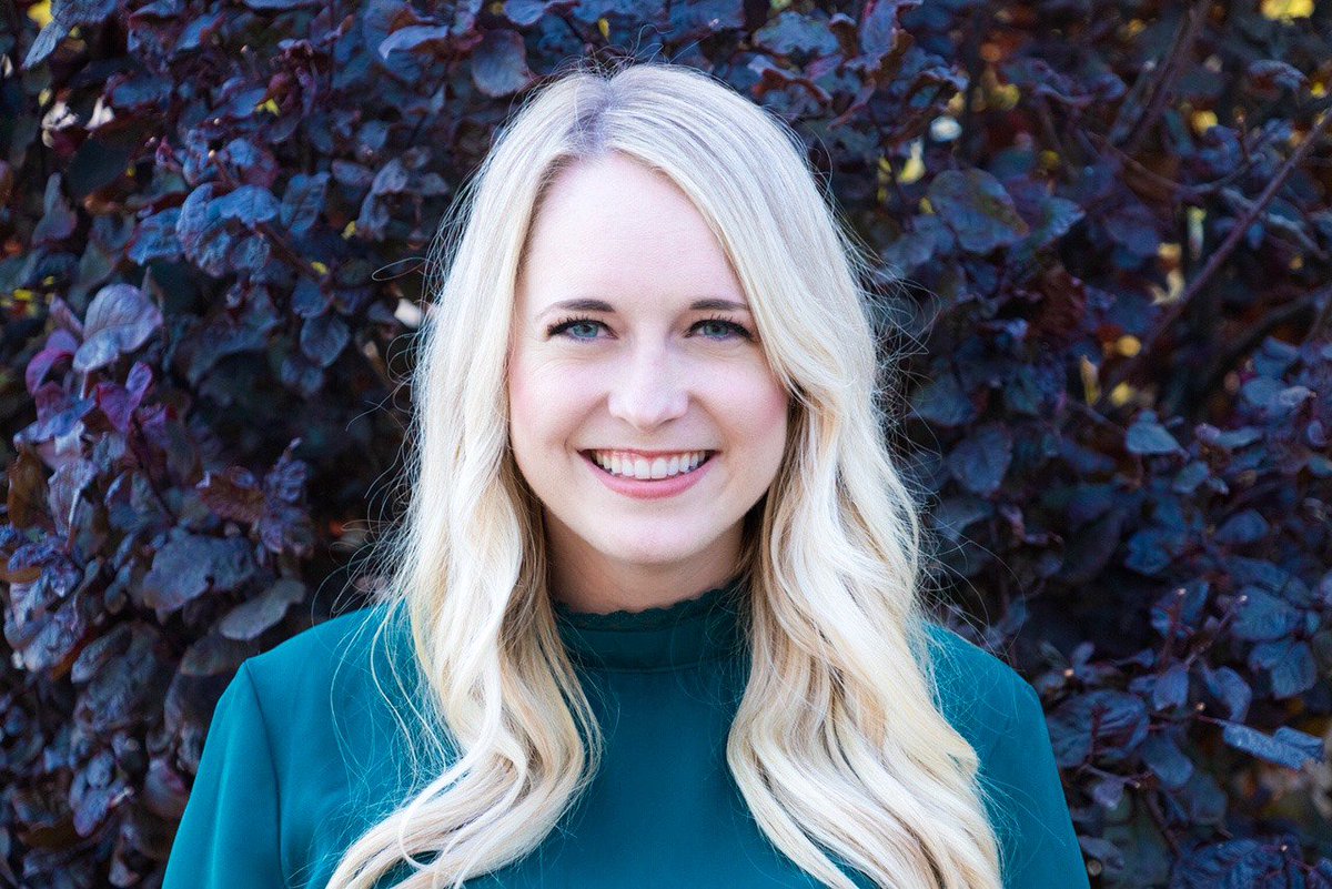 Shepherd Junior High School's Taryn Tidwell has been named as one of five finalists for Arizona Teacher of the Year. 

In October, Arizona Educational Foundation will announce who will be named Arizona Teacher of the Year. Good luck, Taryn, we will be rooting for you! 💪 #oneteam