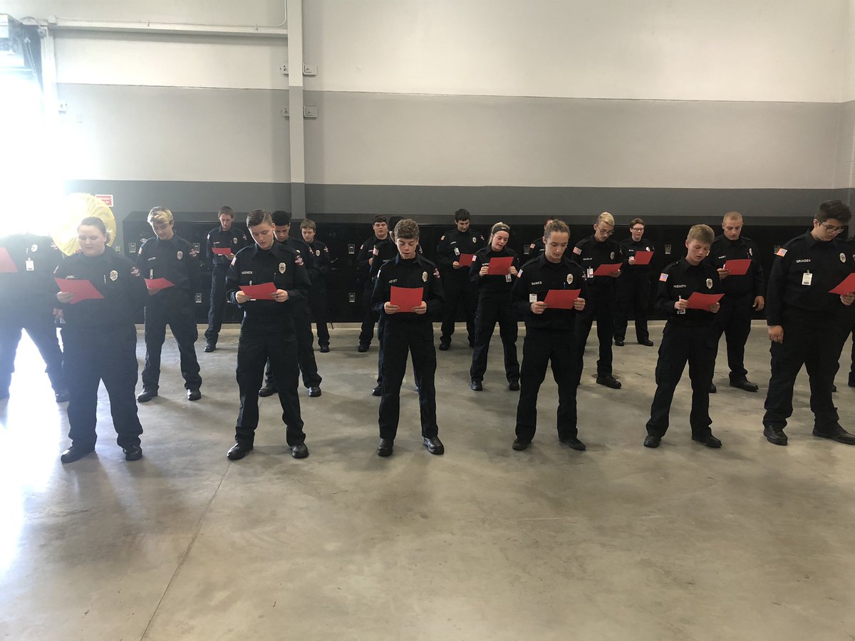 PentafireEMT's tweet photo. Junior class taking formation for the first time today. Welcome to the training academy class of 2021 #MyOhioClassroom #pentapride @BGFIRESCHOOL https://t.co/X521YZf81G