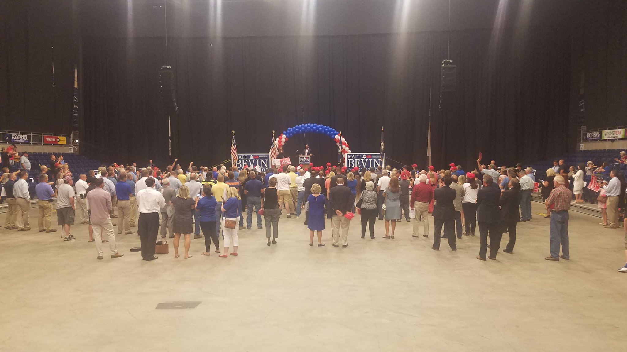 EDKV2adXUAENuYt?format=jpg&name=4096x409