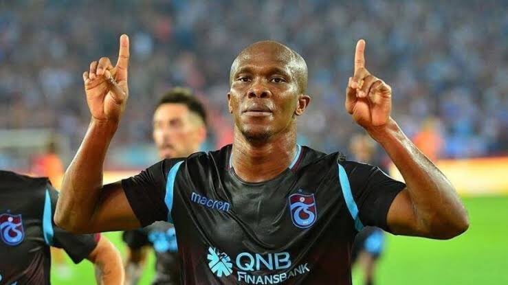 Eda (@edaayilmaz61) on Twitter photo Futbolu sanki kendisi bulmuş da istediği herşeyi yapıyor yürüyerek adam geçiyor seni izlediğimiz için çok şanslıyız.
Anthony Nwakaeme...🔥🔥 Futbolu sanki kendisi bulmuş da istediği herşeyi yapıyor yürüyerek adam geçiyor seni izlediğimiz için çok şanslıyız.
Anthony Nwakaeme...🔥🔥