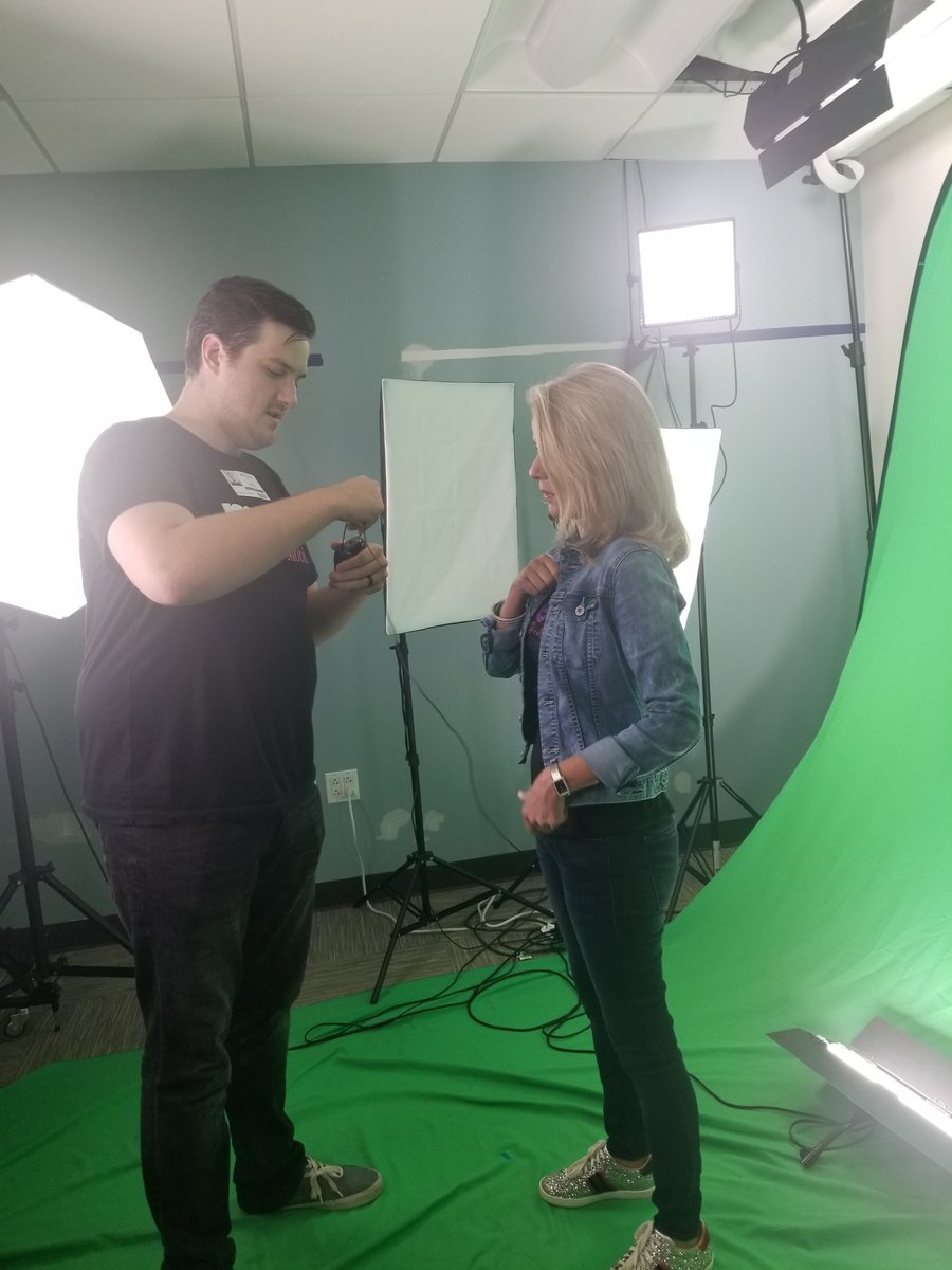 Working on an important frontline message that will benefit our <a href="/MetroByTMobile/">Metro by T-Mobile</a> customers.  Our customers always come first!