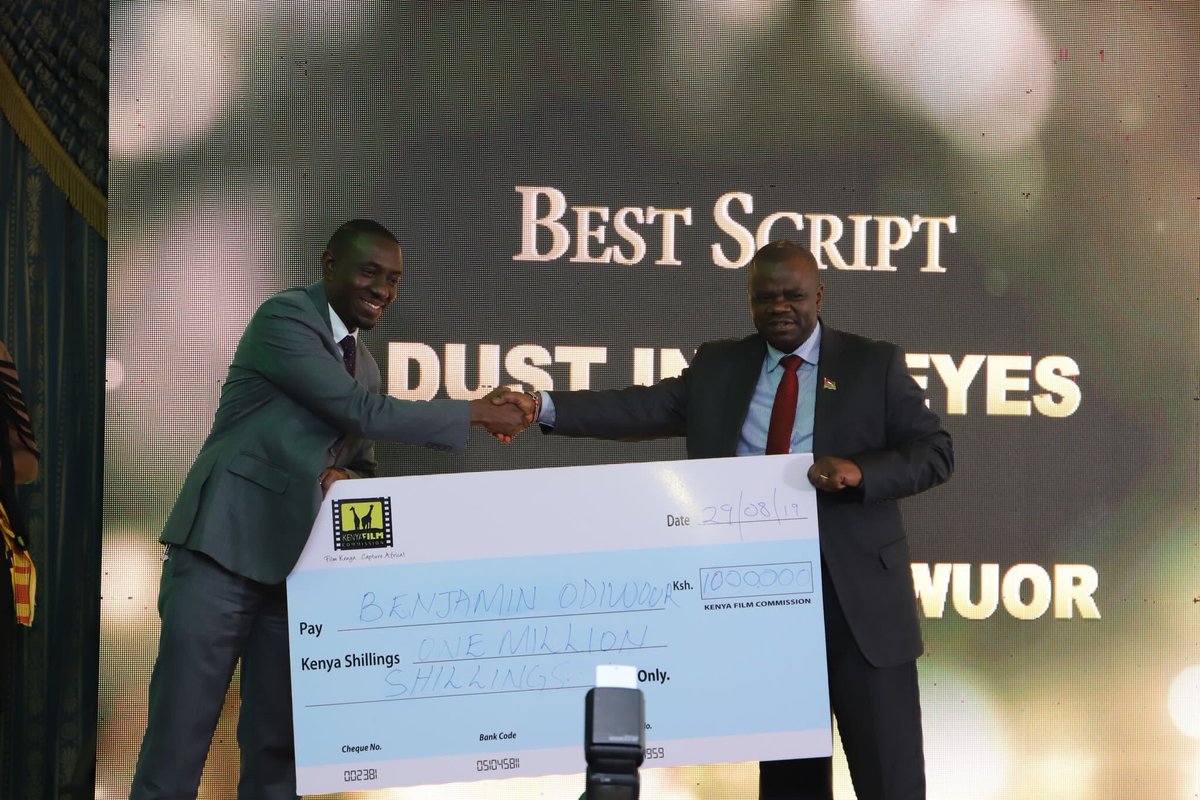 FilmLinkAfrica's tweet image. KENYA: The winners of the National Script Writing Competition, presented by @kenyafilmcomm ✍🏾

The winning scripts will also be pitched to international producers in China for a co-production deal which will see them developed to full feature films. 🎬💥 #BestScriptKE