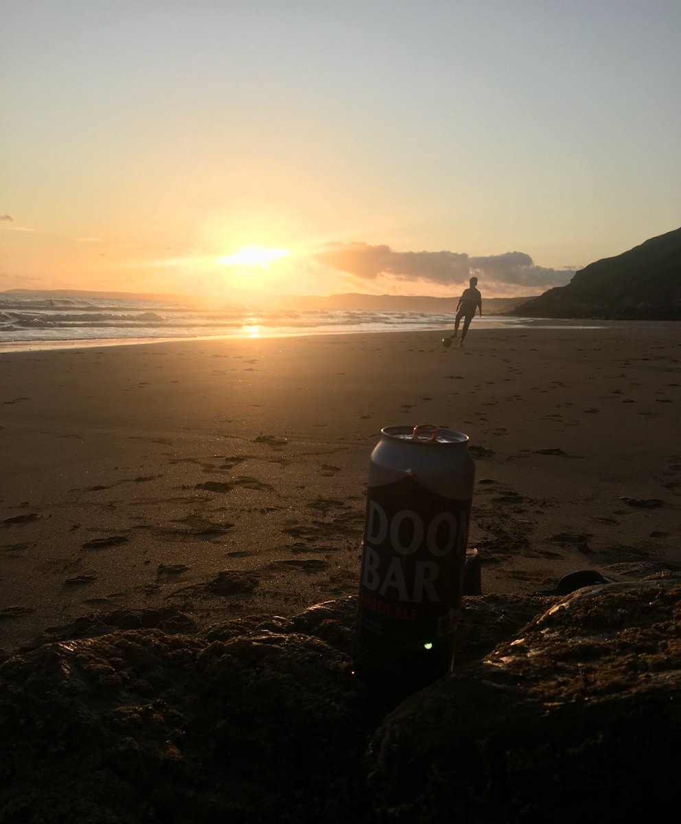 Surecando's tweet photo. One beer like this a year will see me right..... 😀 #Cornwall #Doombar https://t.co/7Guw1UwBXo
