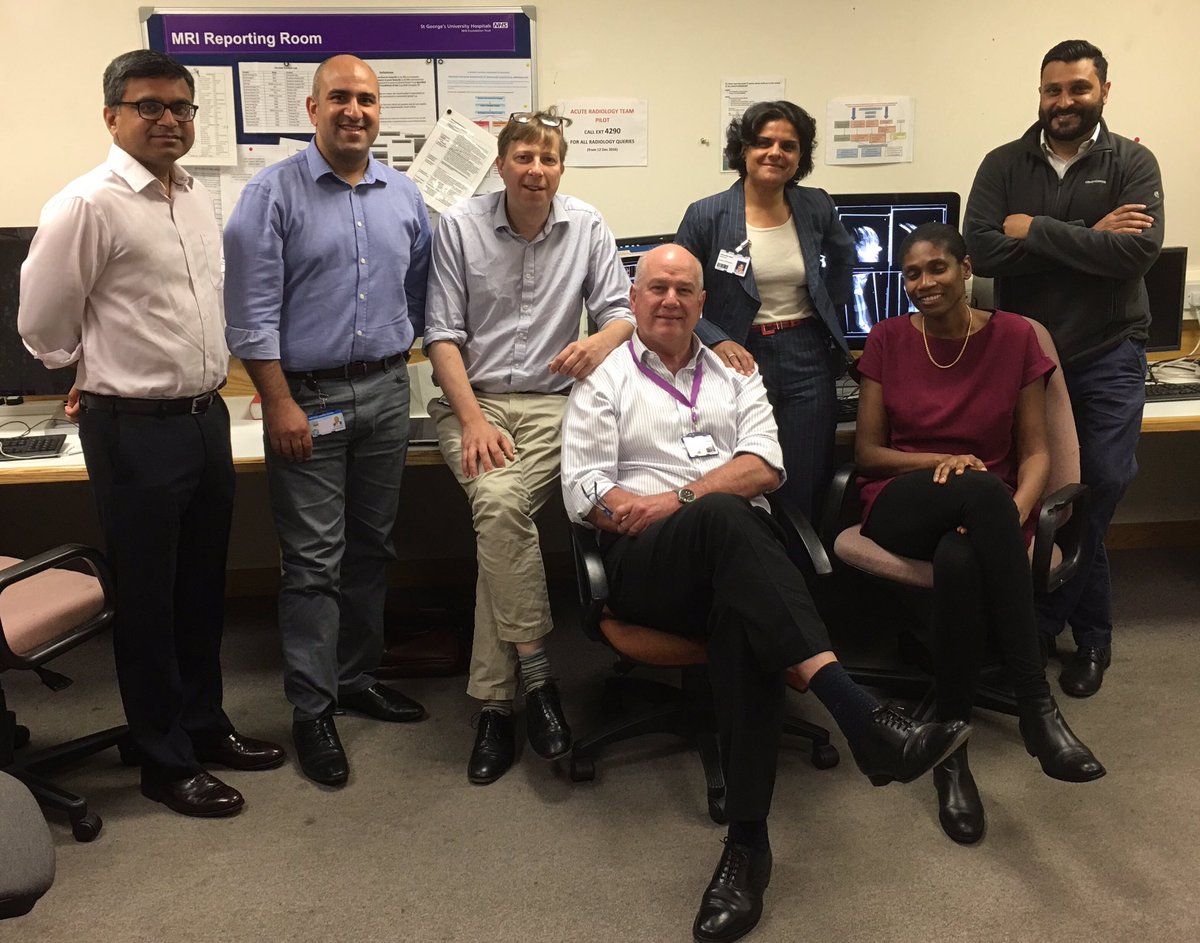 Super Hand MDT 2day - dual energy CT for diagnosis of gout . Brill service from radiologists @StGeorgesTrust #radiology #NHS #nevertooldtolearn s