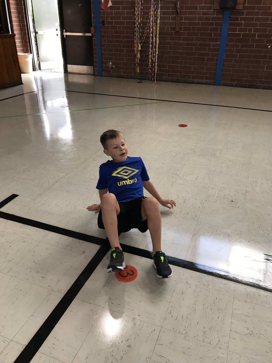 fizzed2000's tweet photo. What a great #1stweekofschool this has been. @CravenCoSchools #bmepe @BrinsonBears I am however looking forward to #labordayweekend https://t.co/dCQrLdM7od