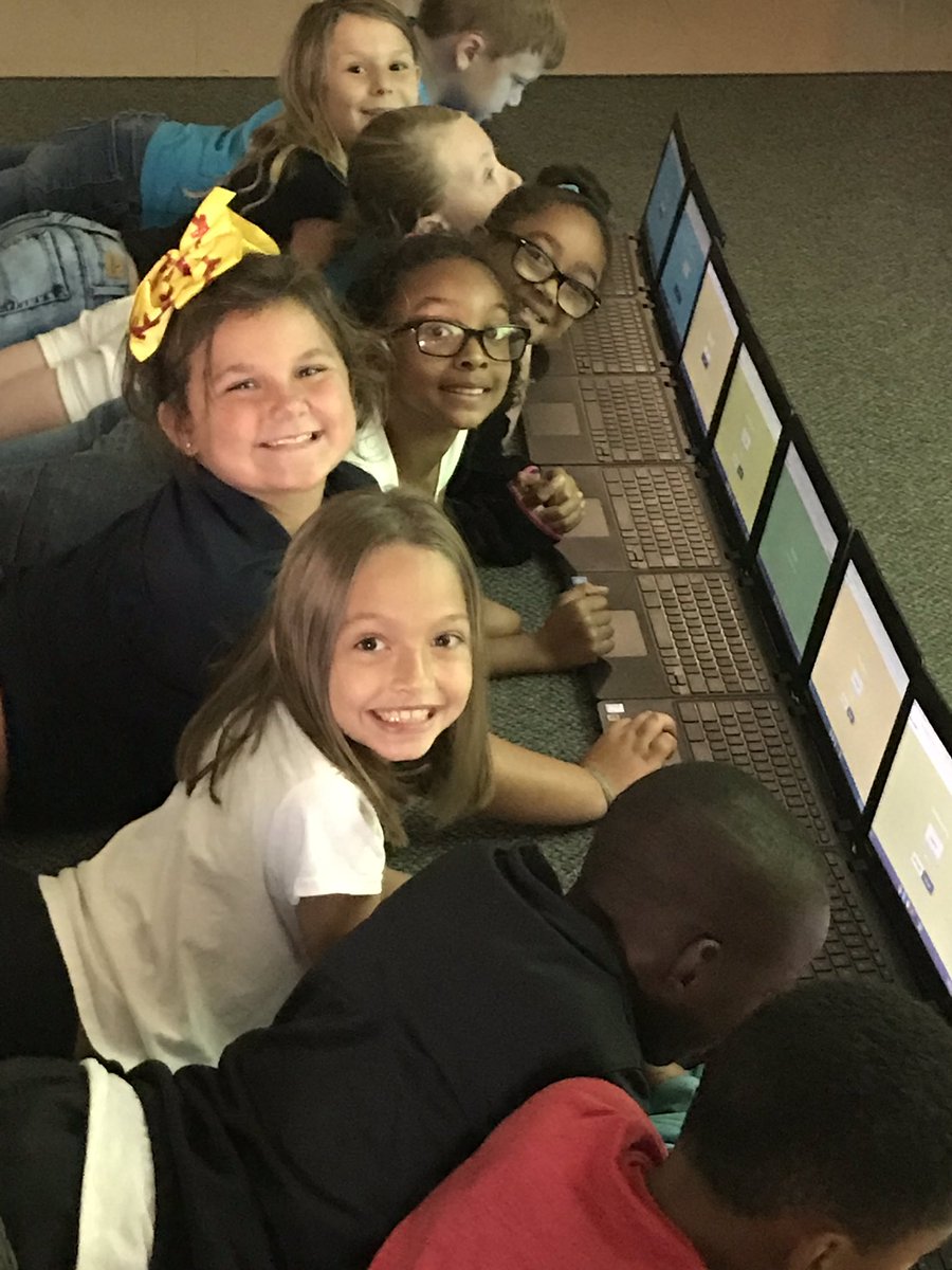 LandesJ's tweet photo. Somehow it never gets old. Thank you @GetKahoot https://t.co/jhyXs1bEqN