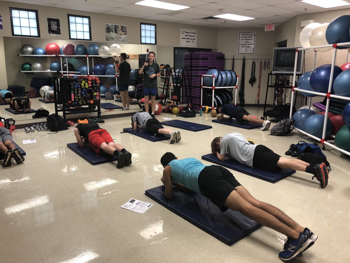 vvhsxc's tweet photo. We’ve got planks for days!! #plankoff #giftcardsforthewinners https://t.co/dc2btl5lLq