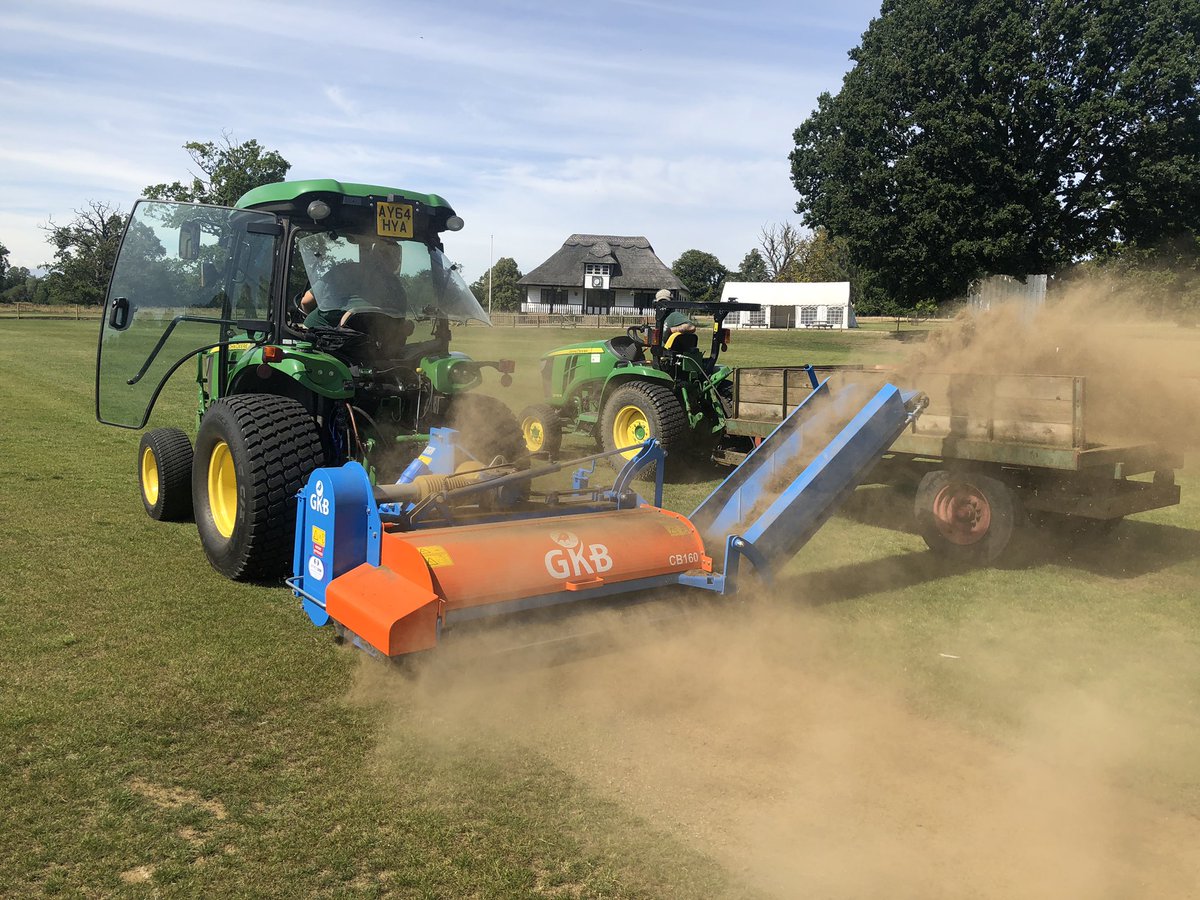 GKBmachines's tweet photo. Busy day out with @Edjack12 @ErnestDoeSons installing a duo of machines at a school in Suffolk then heading down to @ParkersPitches and getting their strong up and running for cricket Renoβs! Only got a picture of fergus the dog there though.π #cricketrenos #cleanaswhistle https://t.co/IX6ViYwxBO