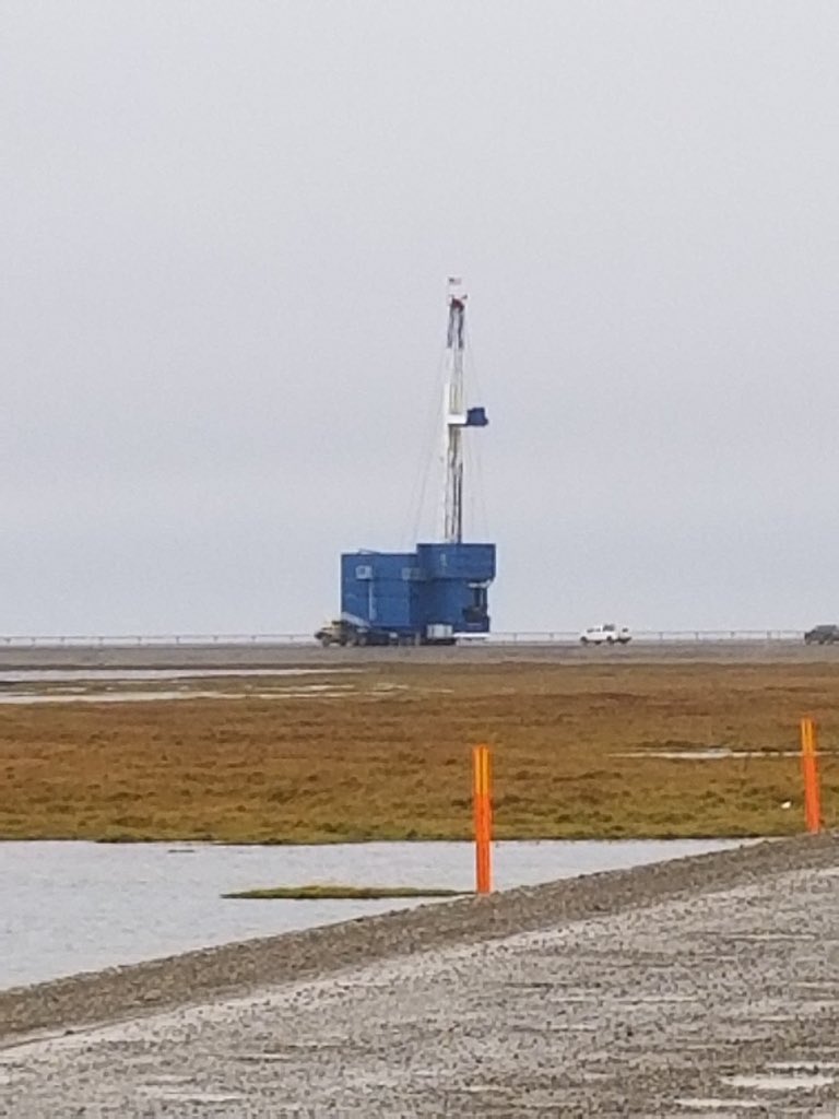 HeadwaterEng's tweet photo. Here are some photos of our latest custom trailer moving a rig through the tundra of Alaska’s Northslope. A fun project with a great customer that was a real pleasure to work with. https://t.co/VG7KlIq0lH