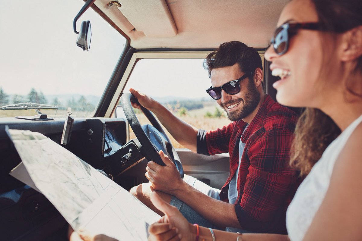 ZeebaVans's tweet photo. Road tripping somewhere fun with the entire crew? Don’t want to put extra mileage on your vehicle? We have you covered. We have vans that can comfortably seat up to 15 people, so make the call today and put your next road trip on us.  #ZeebaVans #TravelStories https://t.co/kmYQzvfsJe