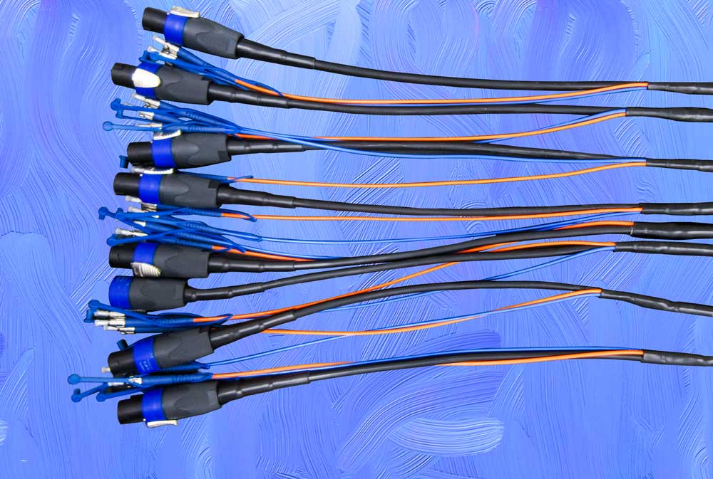FISblue's tweet photo. Custom Hybrid Audio Cable featuring Speakon Connectors!
https://t.co/qLv38i9mPo https://t.co/lWE56BYgJ0