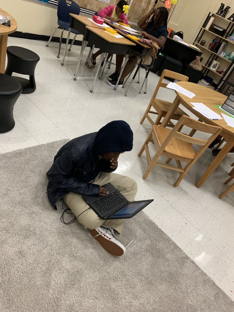 PBell_EdS's tweet photo. They have a CHOICE. They have a VOICE. 🗣 Personalized learning is a GOOOOO! Let them choose how they practice and demonstrate mastery! When they get to choose, they’re ALL IN! #MakingMathWORK #StudentBuyIn @DrLett_SLLewis @CrystalG_MathIC @CSTHeartAtWork #WeRiseTogetherSLLES https://t.co/PFdhIgsNZt