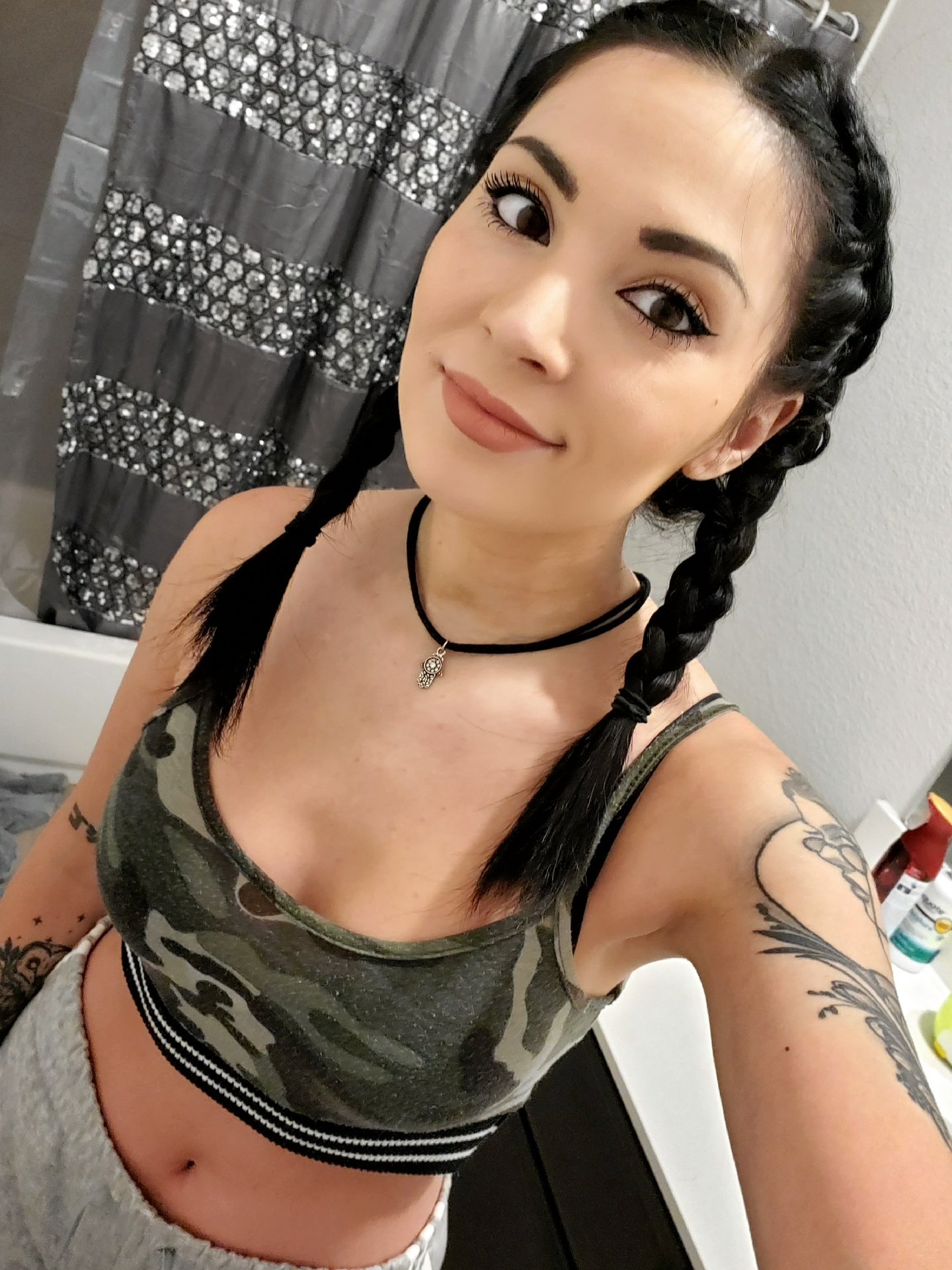 Melonie Mac Instagram